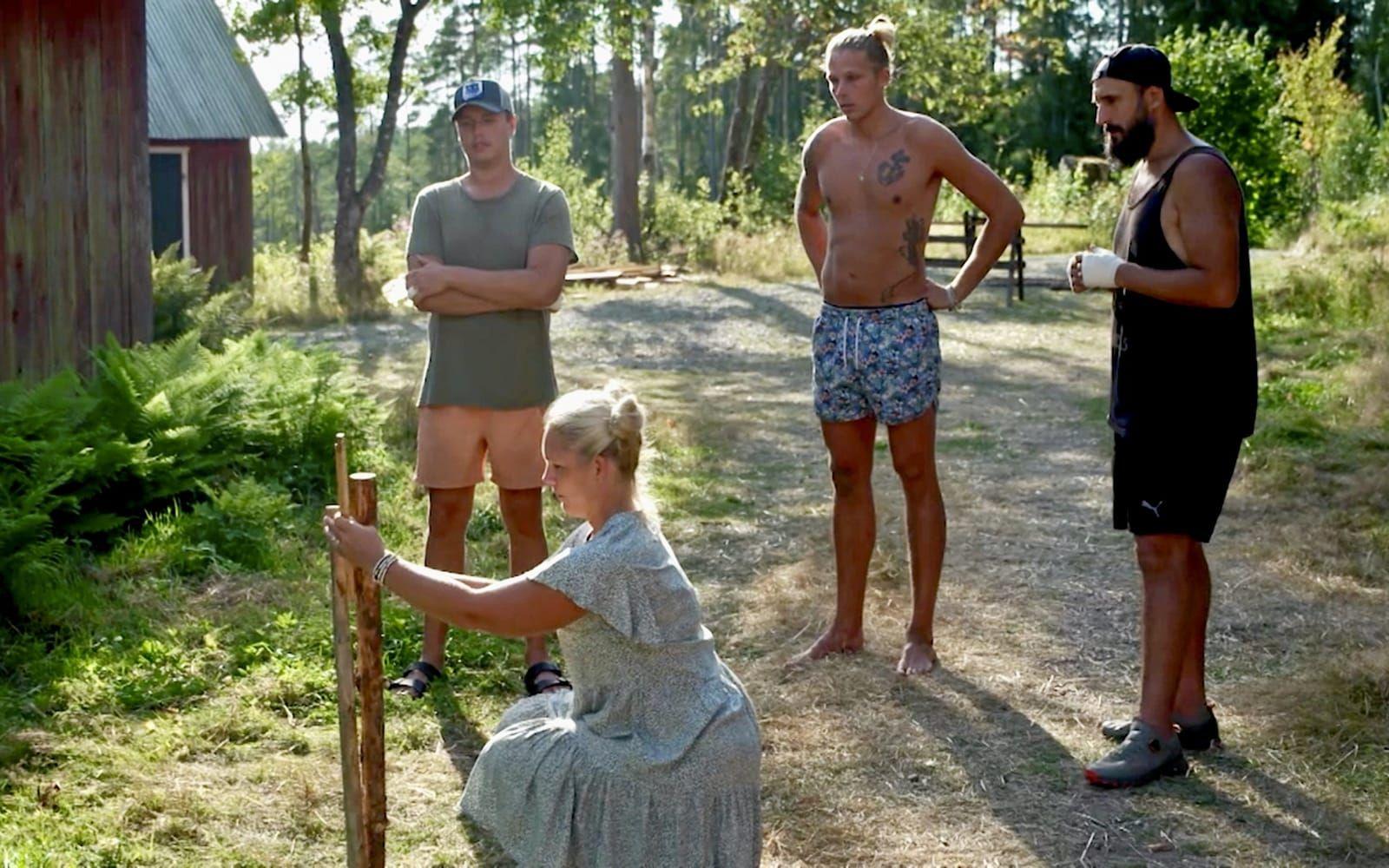 I "Torpet" mätte Anna Brolin och såg att varbergsbon Viktor Bergström (mitten) vann finalduellen och får återvända till "Farmen", medan äventyret är över för Christoffer Hammarlöf (till vänster) och Artin Ghookassi.