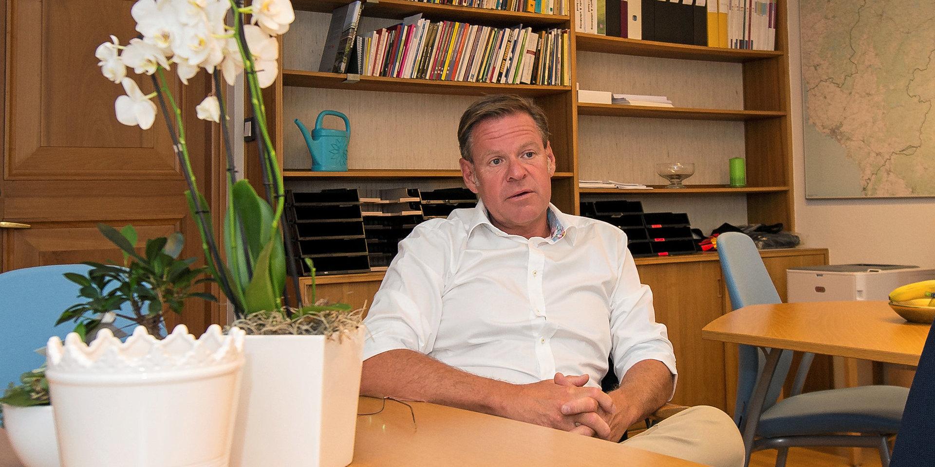 Kommunchef. Lars Fröding, kommunens högste tjänsteman, blir tillfällig chef över den nya nämnden för kultur- fritid och teknik tills en permanent lösning har hittats. 