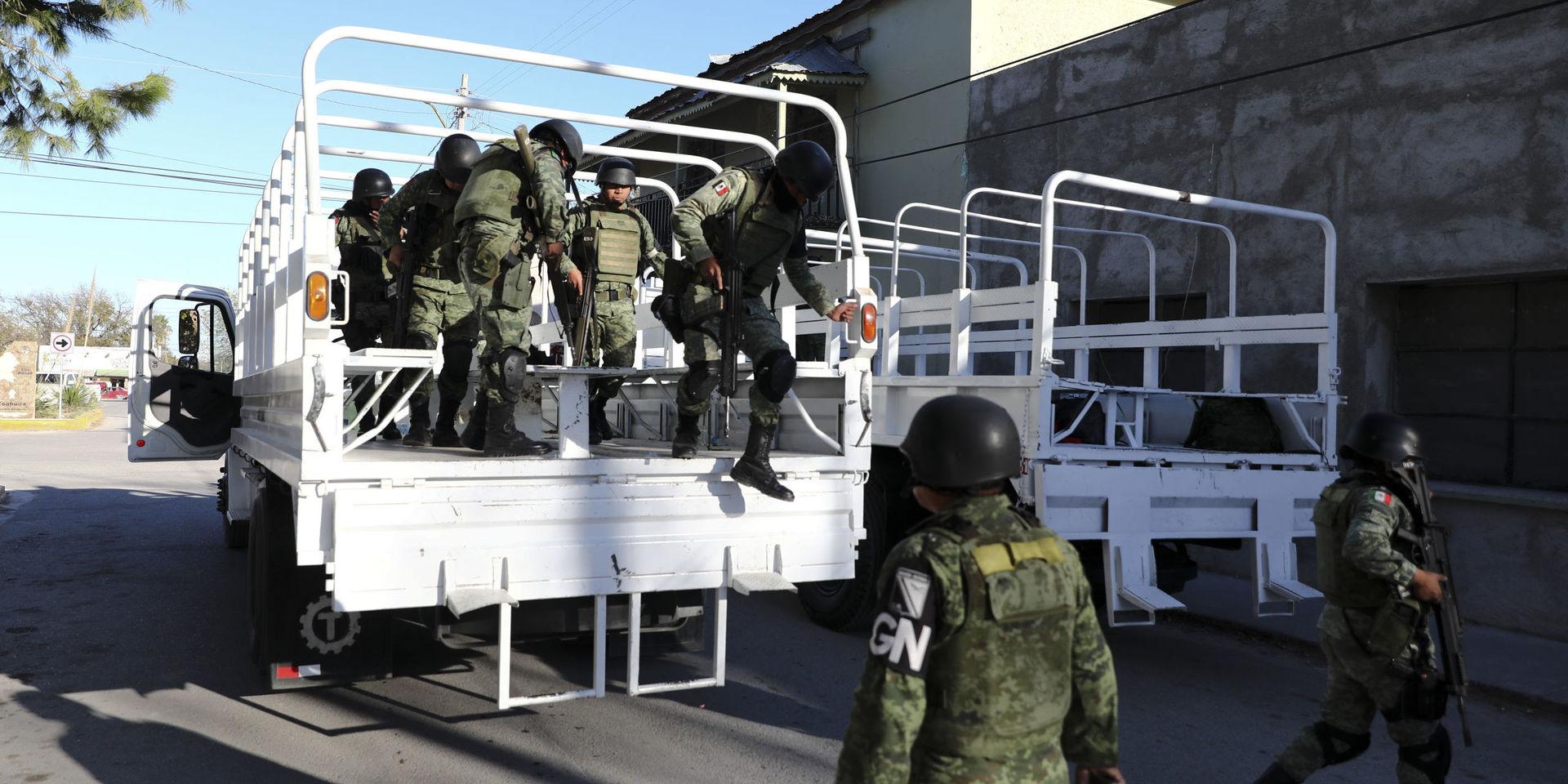 Nationalgardessoldater vid staden Villa Unión, där strider uppstod förra helgen mellan drogkarteller och säkerhetsstyrkor. Arkivbild. 