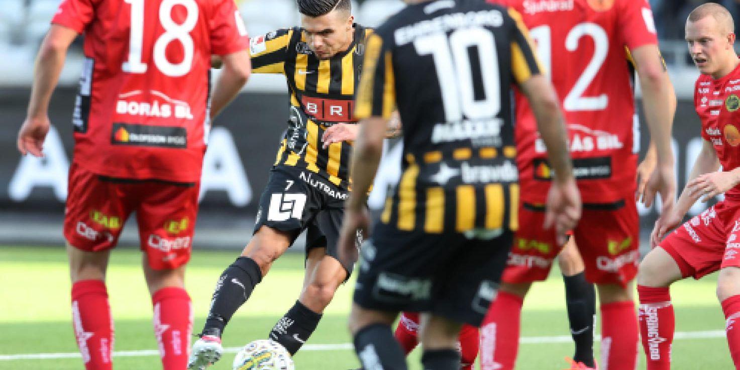Häckens Ahmed Yasin noterades för sitt sjunde mål mot Elfsborg hemma.