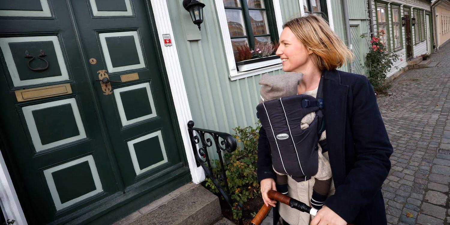 Maja Ödmann gillar särskilt en grön dörr som går att hitta på Östra Långgatan. ”Det viktigaste med dörrarna är att de är vackra, att det är estetiskt,” säger hon.