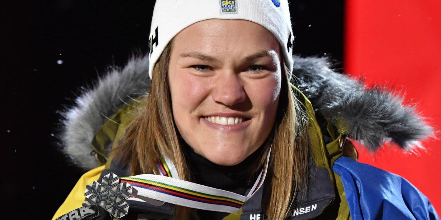 Anna Swenn-Larssons medaljjubel på VM i Åre. Arkivbild.