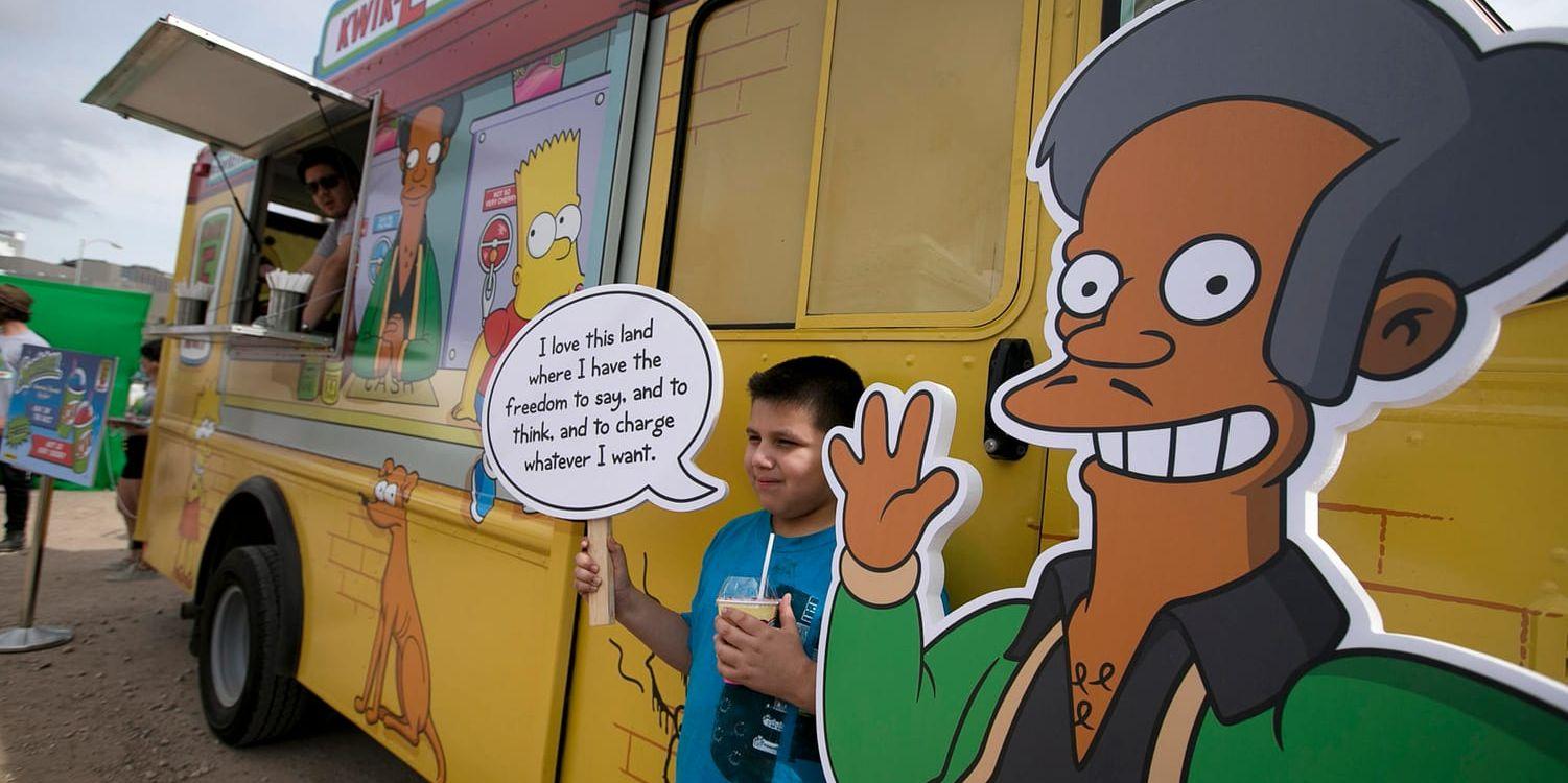 Skådespelaren Hank Azaria gör rösten till "The Simpsons"-karaktären Apu och önskar nu att programmet förändras efter kritiken som uppdagats. Arkivbild.