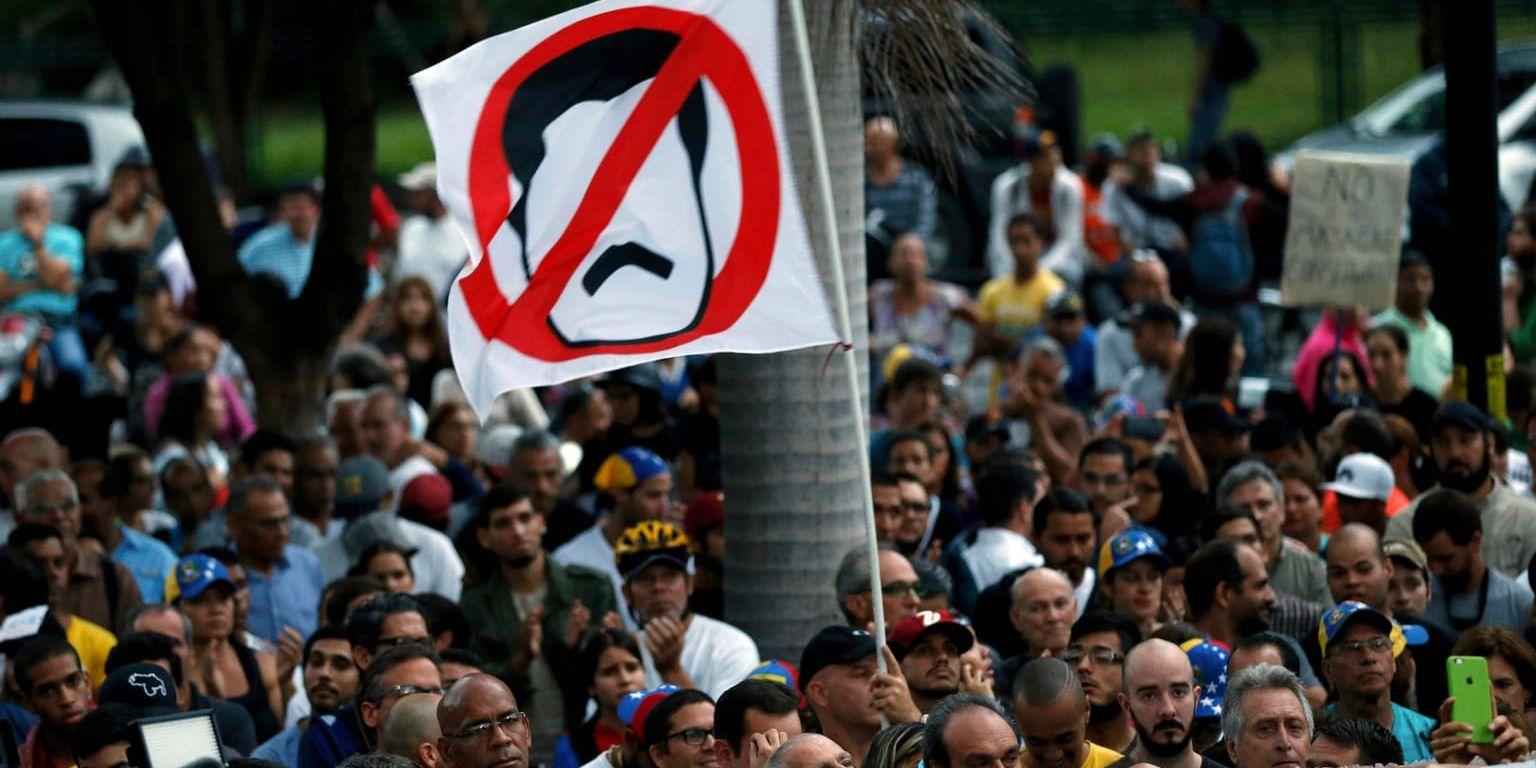 Regeringskritiska demonstranter i Caracas. Arkivbild.