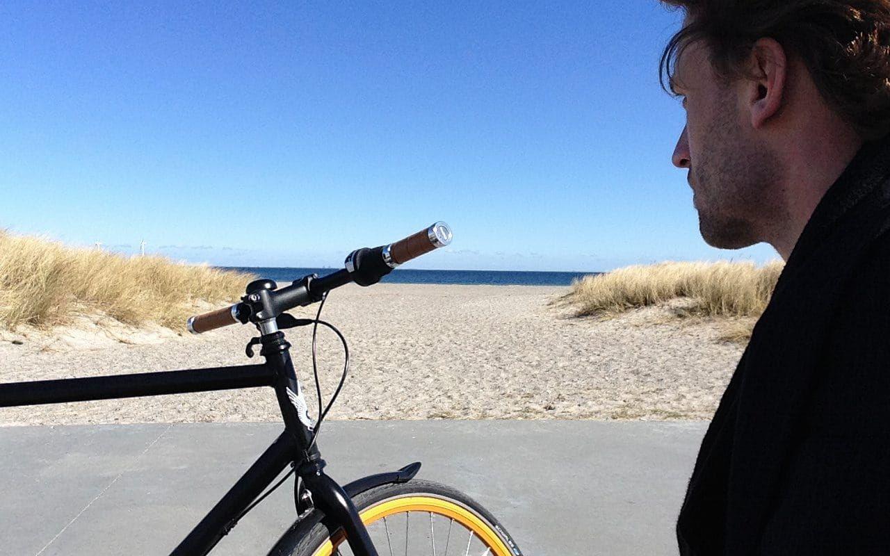 "Ledig dag med cykeltur ut på Amager strand i Köpenhamn."