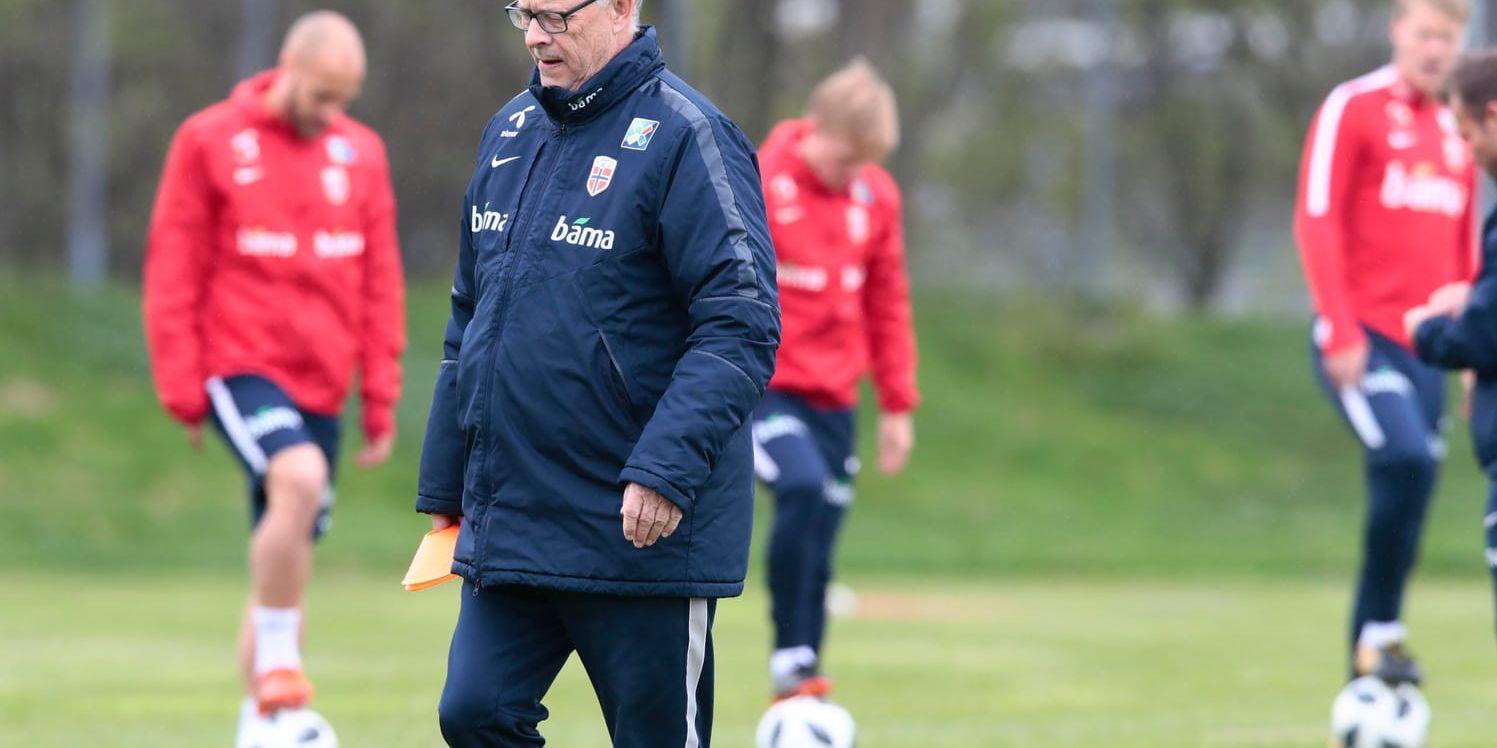 Lars Lagerbäck under en träning med det norska landslaget.