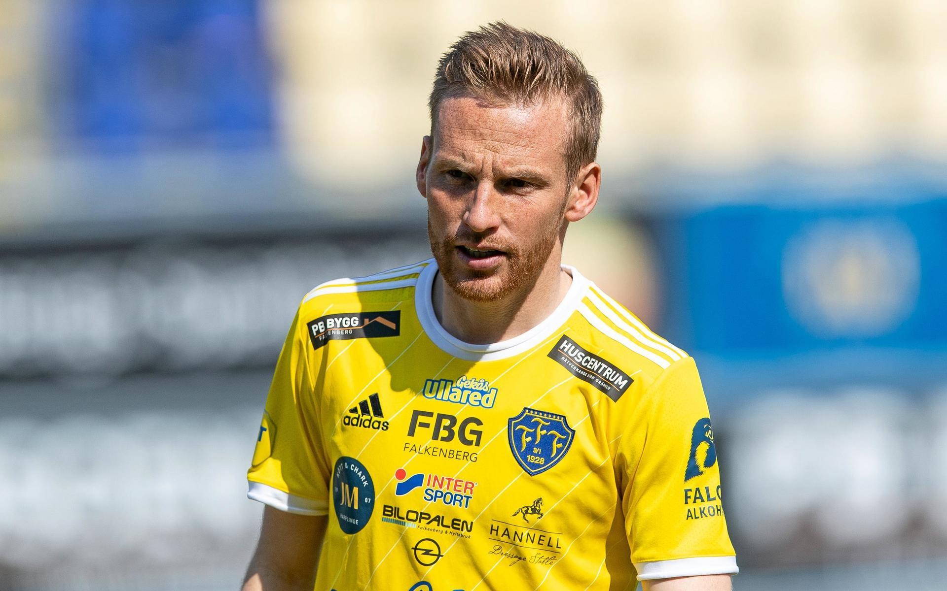Tobias Englund har blivit sjuk under veckan och ser ut att missa matcher mot Vasalund.