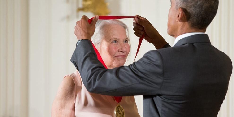 Anne Dillard var en av dem som den 10 september i år fick motta 2014 års ”National Humanities Medal” av president Barack Obama.