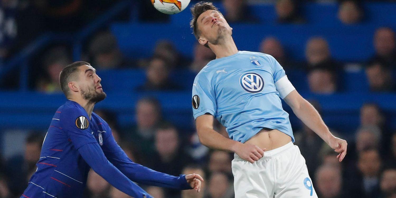 Markus Rosenberg hoppar högt mot Chelsea. Inför resten av 2019 siktar MFF ännu högre.