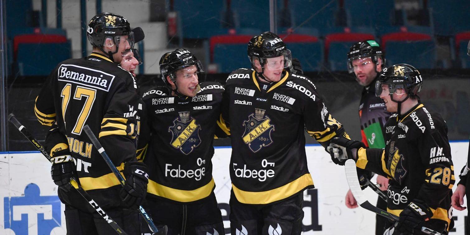 AIK fick jubla dubbelt upp i toppmötet mot Oskarshamn.
