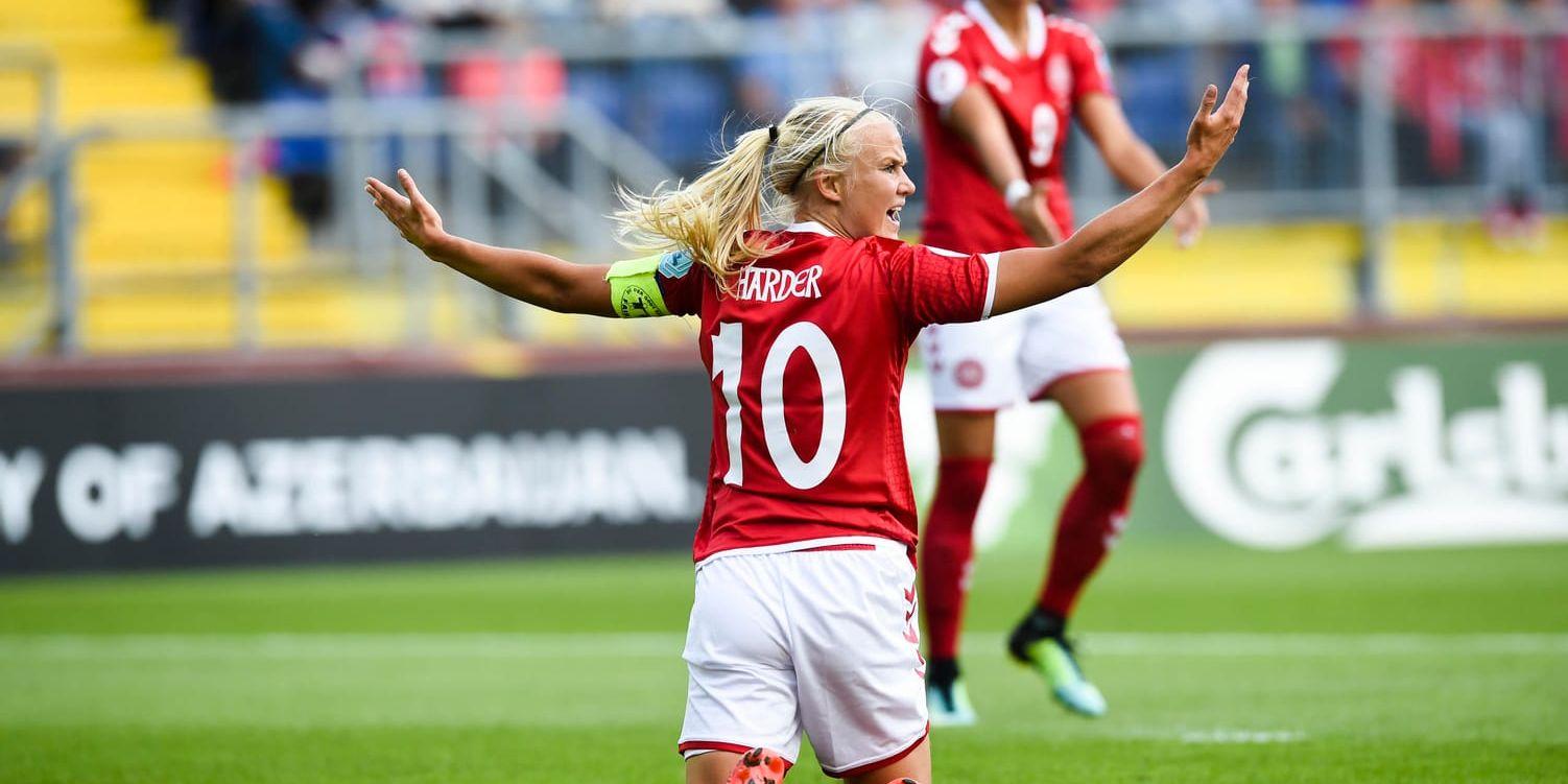 Danmark och Pernille Harder (bilden) slipper ytterligare straff efter den inställda VM-kvalmatchen i höstas.