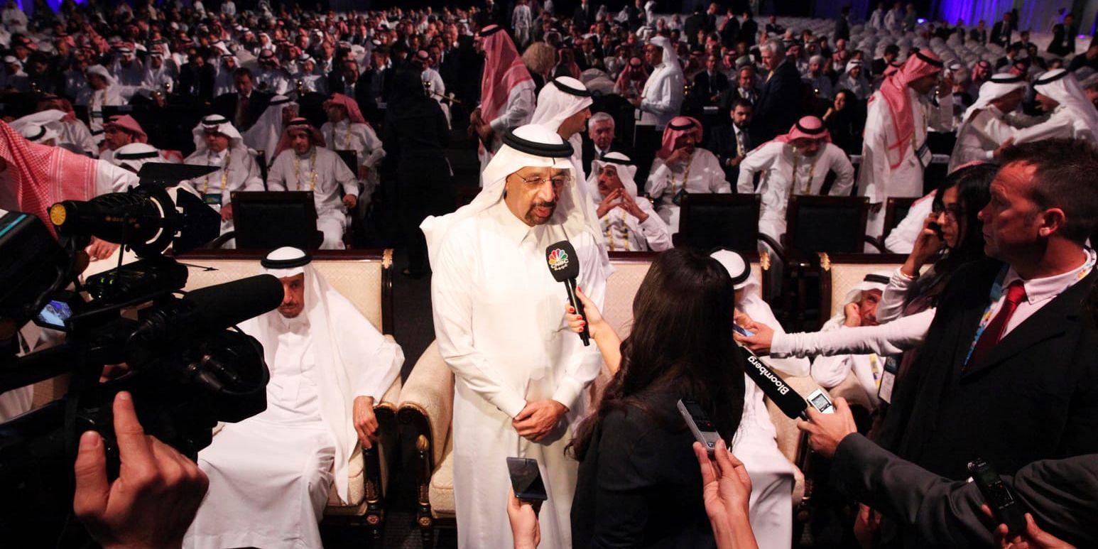 Saudiarabiens oljeminister Khalid al-Falih har fått igenom sitt krav på förlängda produktionsminskningar av olja. Arkivbild.