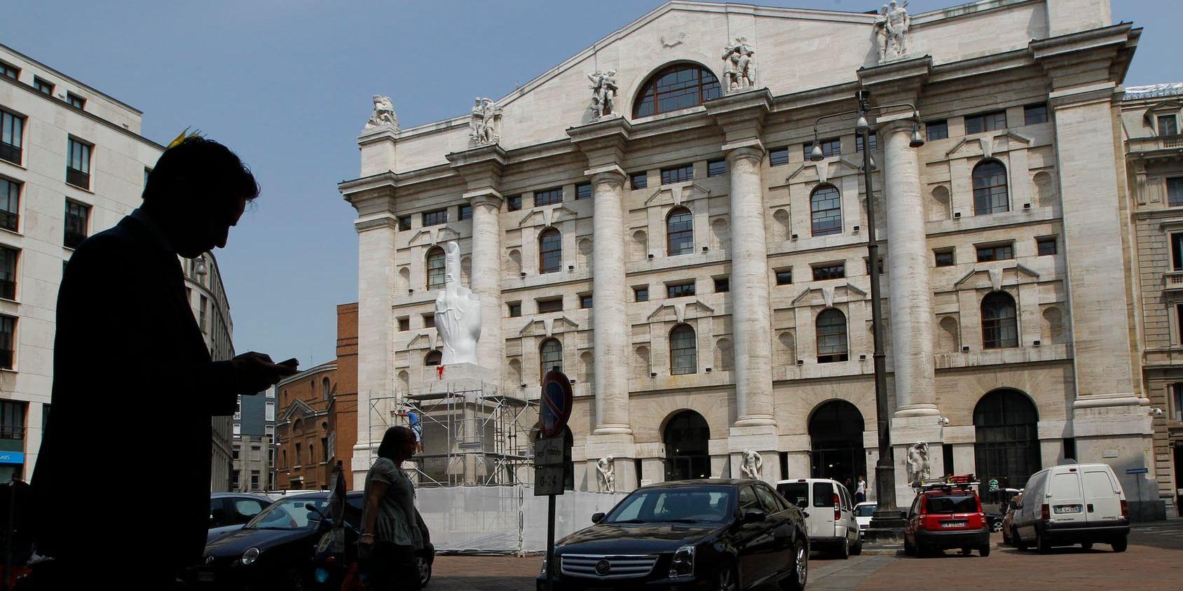 Milanobörsen skakas av euroskeptiskt uttalande från ledande Lega-politiker. Arkivbild