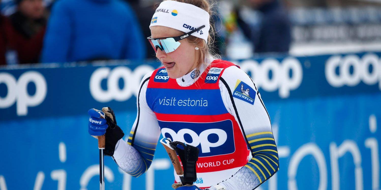 Stina Nilsson under sprinttävlingen i Otepää där 25-åringen ådrog sig en muskelbristning i ena lårets baksida. Arkivbild.
