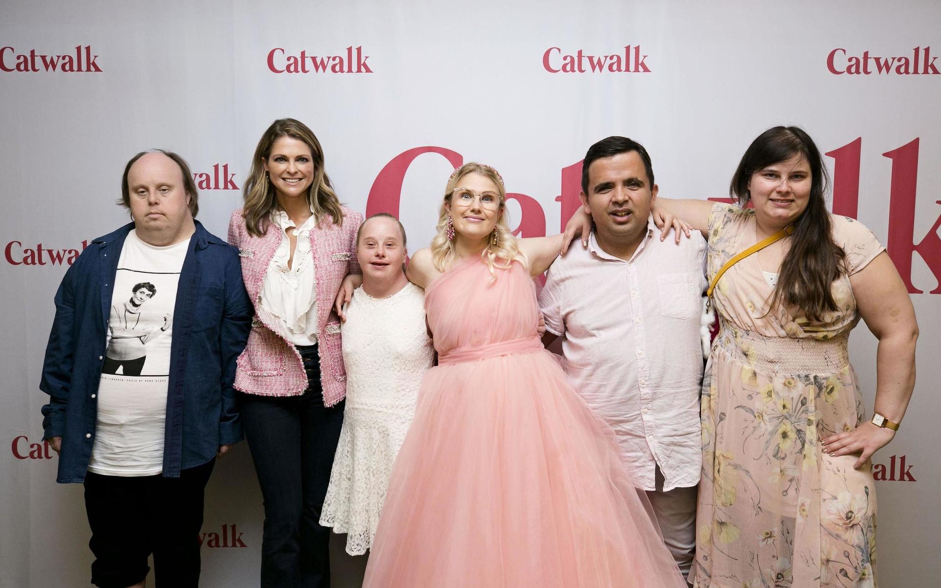 Dokumentärfilmen Catwalk följer Niklas Hillberg, Ida Johansson, Emma Örtlund, Alexander Rådlund och Kitty Jonsson under deras resa till modeveckan i New York. Där träffade de också prinsessan Madeleine.