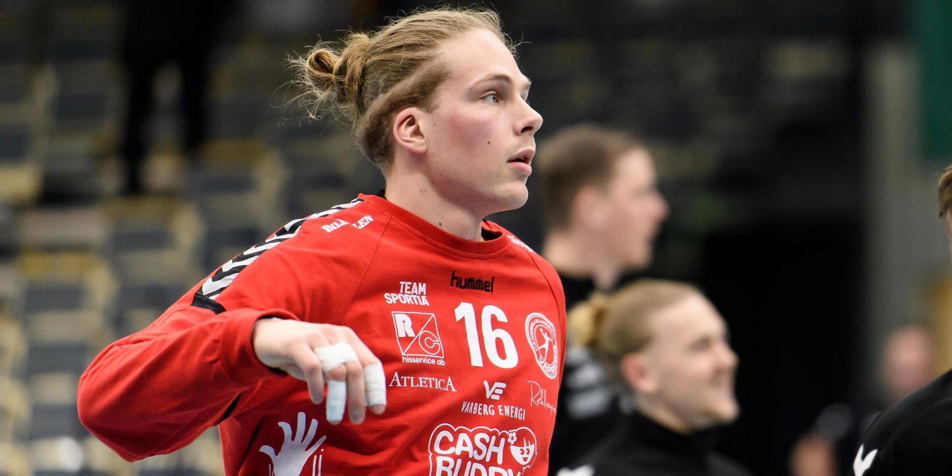 Viktor Bergström hade en motig fjolårssäsong och har nu lämnat HK Varberg.