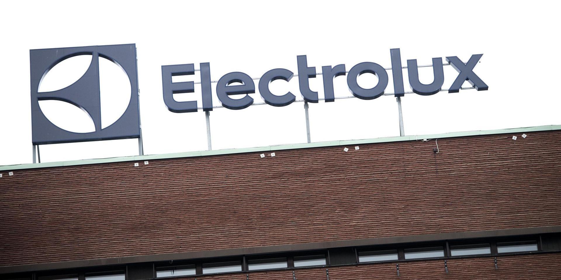 Electrolux klår sina egna förväntningar för det andra kvartalet, meddelar företaget.