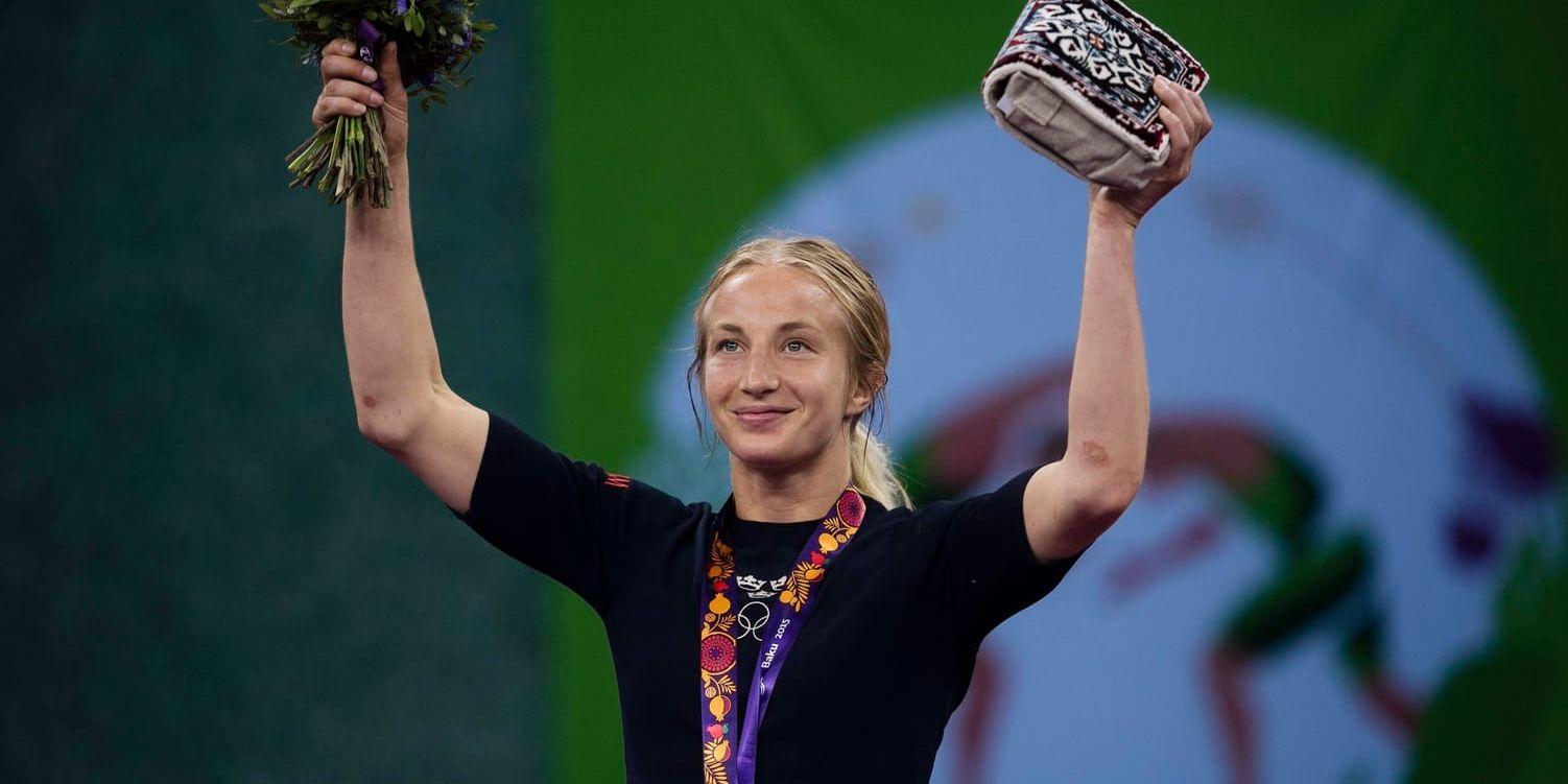 Sofia Mattsson med sitt guld i Europeiska spelen 2015. Arkivbild.