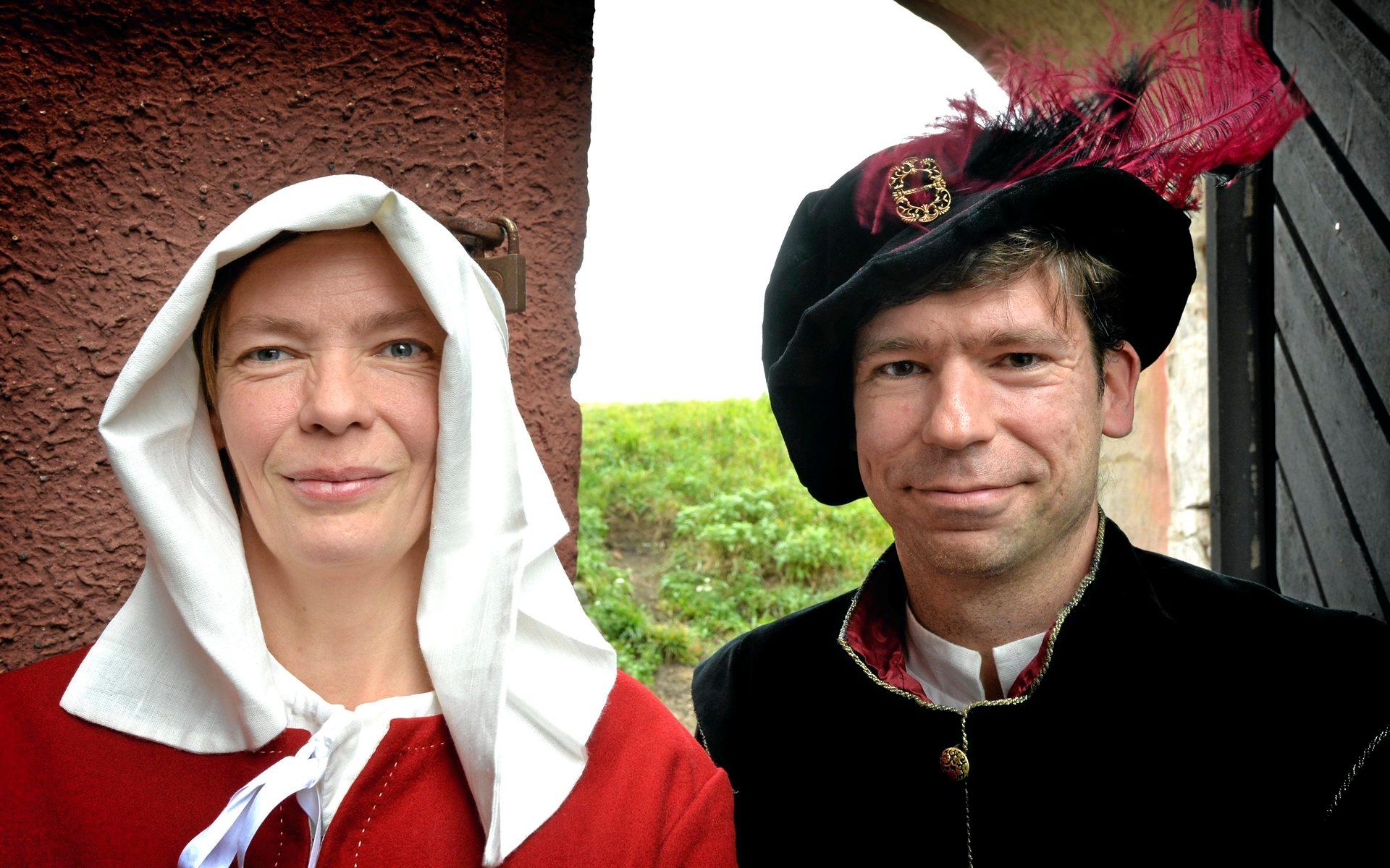 Andreas Karlsson och Anna Karlsson har skrivit flera böcker om 1600-talets Halland.