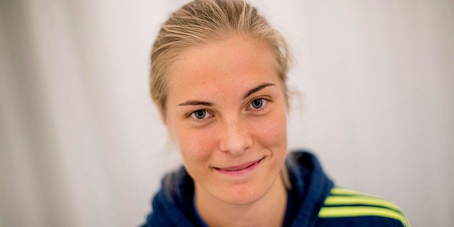 Linköpingsanfallaren Lina Hurtig debuterade i landslaget redan 2014. Men skadebekymren har gjort att hon hittills fått nöja sig med åtta landskamper och två mål.