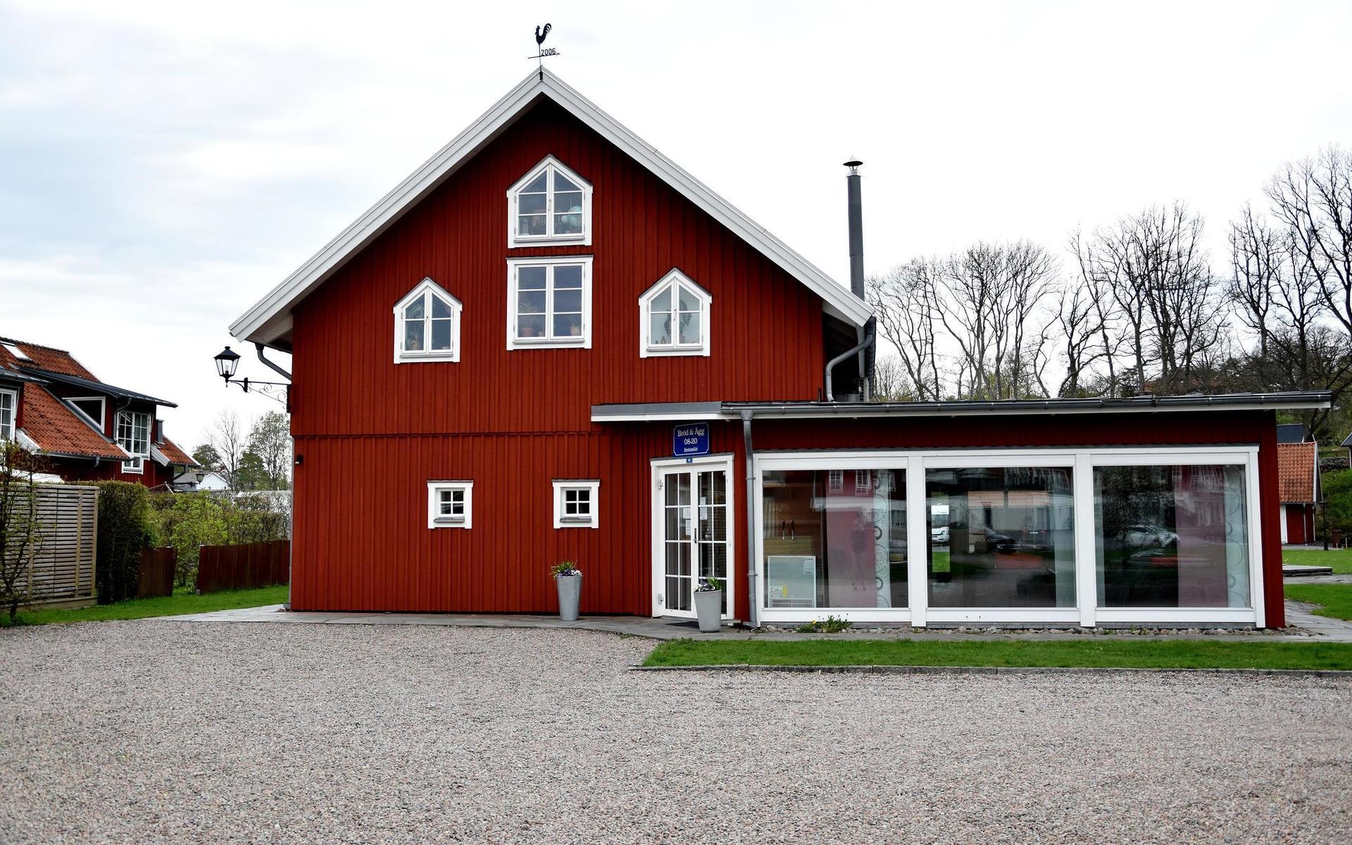 Dag Wohlén ska flytta sin lilla affär på Köpenhamns gård till det gamla affärshuset i Kärradal. Affären kommer alltså tillbaka till samma adress där den fanns en gång i tiden.