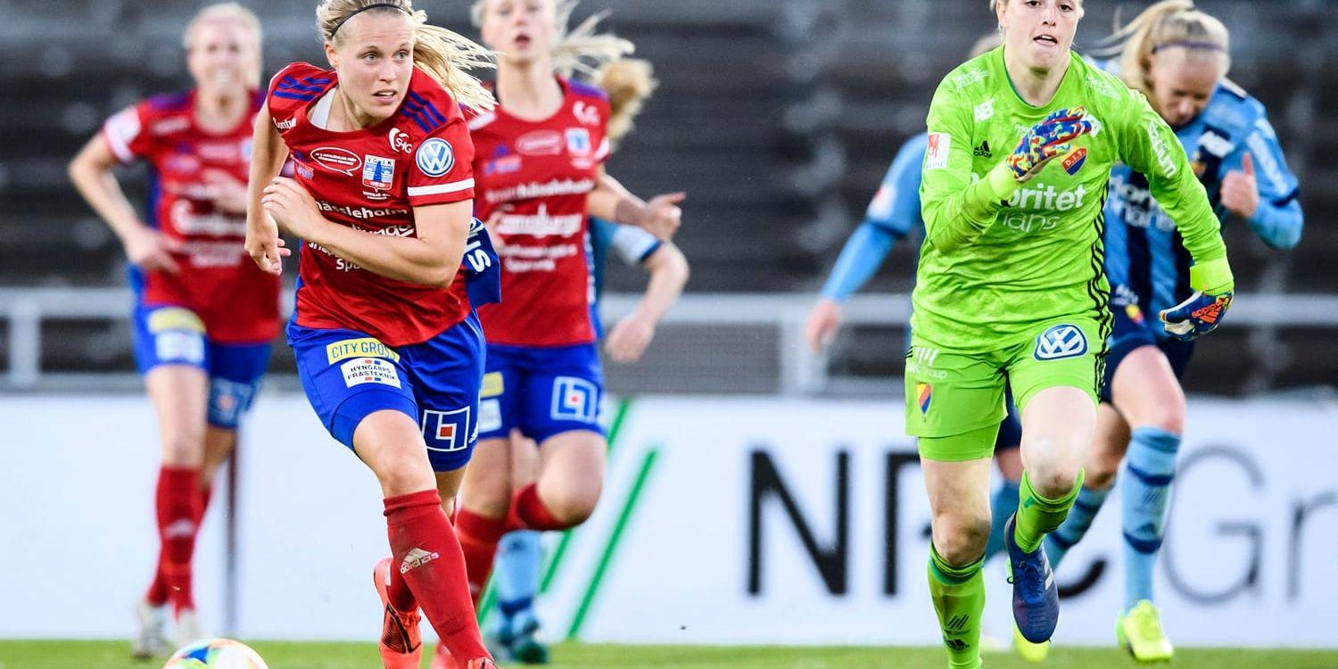 Vittsjös tvåmålsskytt Nellie Persson under matchen mot Djurgården.