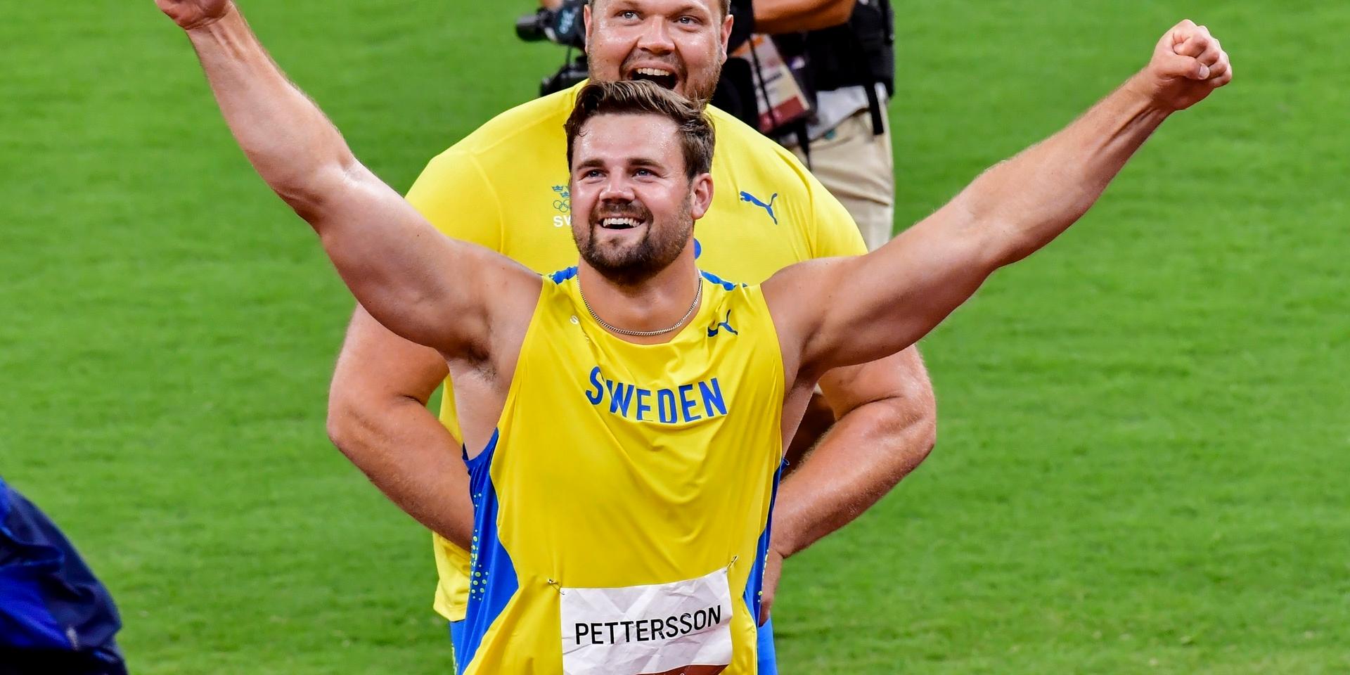 Simon Pettersson har alltid varit i Daniel Ståhls bakgrund, men nu kliver han fram som silvermedaljör i OS.