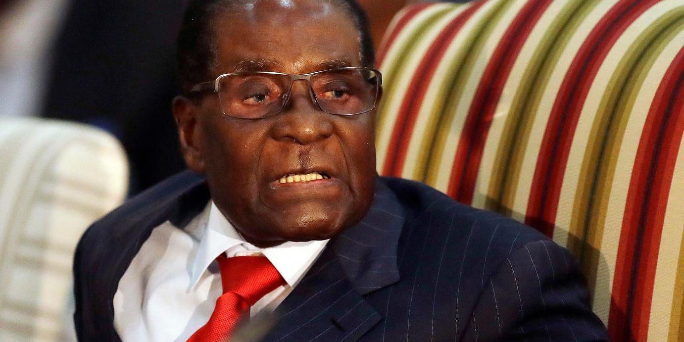 94-årige Robert Mugabe tvingades avgå som Zimbabwes president i november 2017. Fortfarande anser han att han utsattes för en statskupp. Arkivbild.