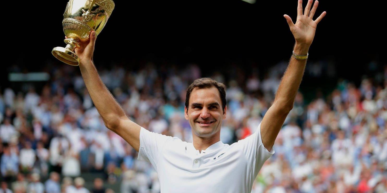 Roger Federer tänker fortsätta dominera på tennisbanorna.