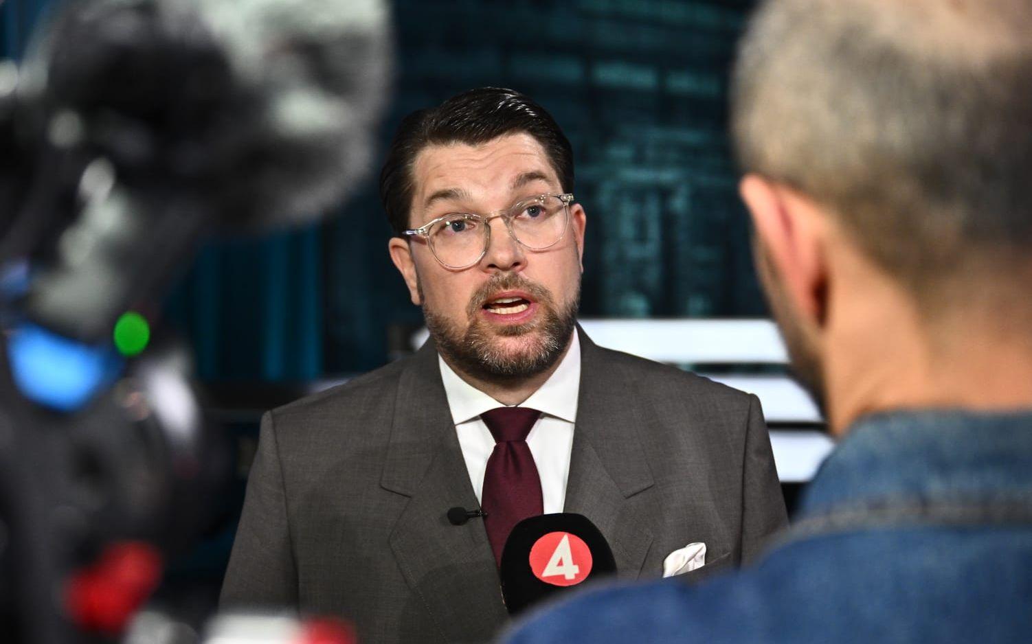 Sverigedemokraternas partiledare Jimmie Åkesson efter söndagskvällens partiledardebatt i SVT:s Agenda.