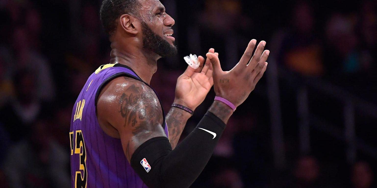 Los Angeles Lakers superstjärna LeBron James under förlustmatchen mot Brooklyn Nets.