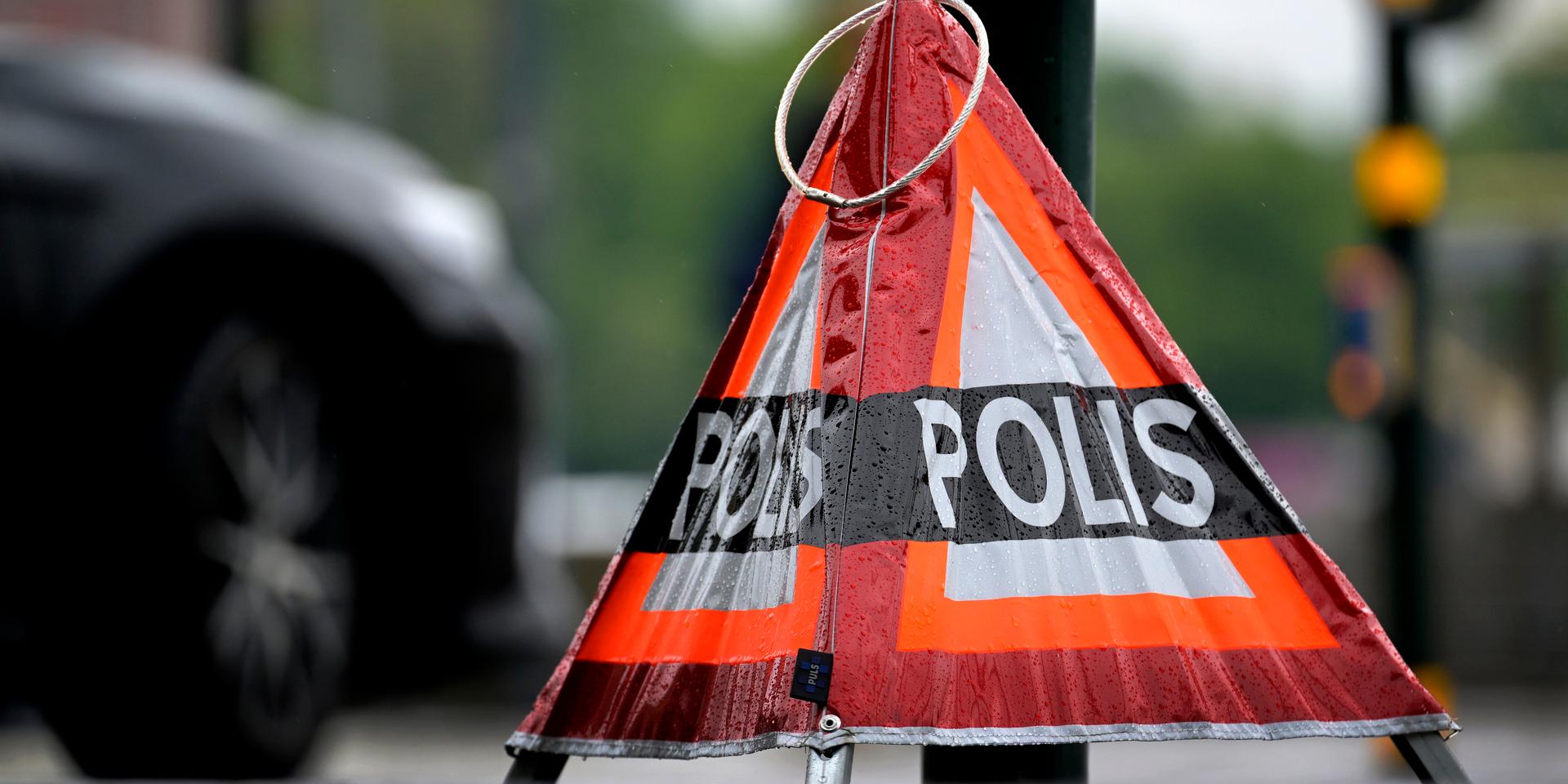 En man i 30-årsåldern är död i en trafikolycka vid Vargön i Vänersborg. Arkivbild.