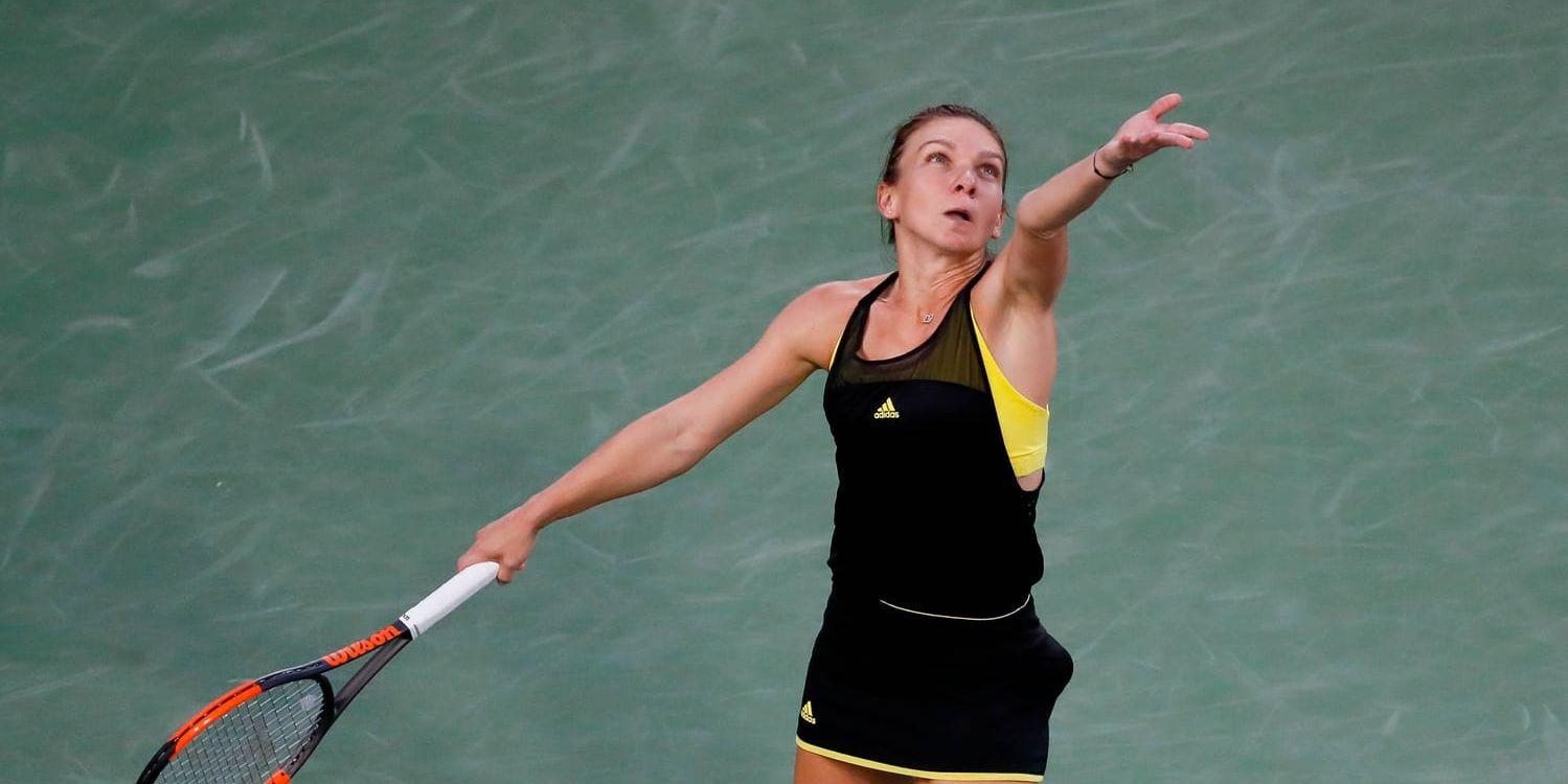 Den rumänska tennisspelaren Simona Halep missade chansen att bli världsetta.