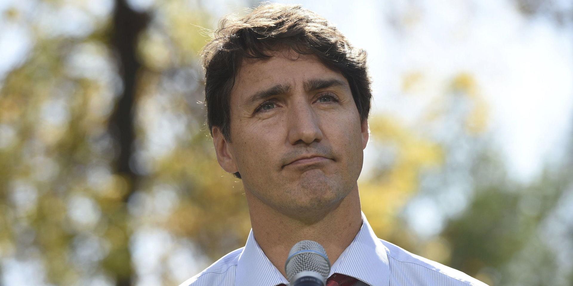 Kanadas premiärminister Justin Trudeau ber om ursäkt för att han vid flera tillfällen gjort så kallad 'brownface-sminkning'.