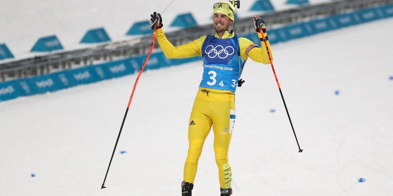 Fredrik Lindström hann få med sig en svensk flagga på upploppet.