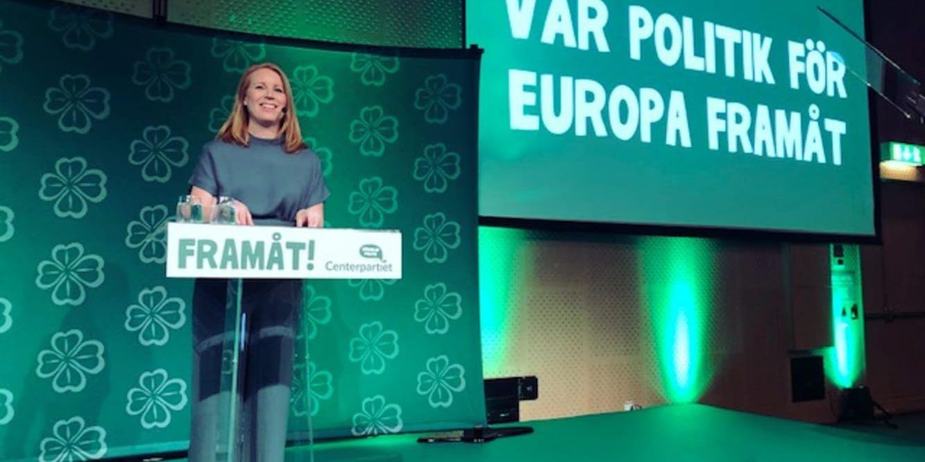 Centerledaren Annie Lööf talar på partiets valupptakt inför EU-valet i Solna.