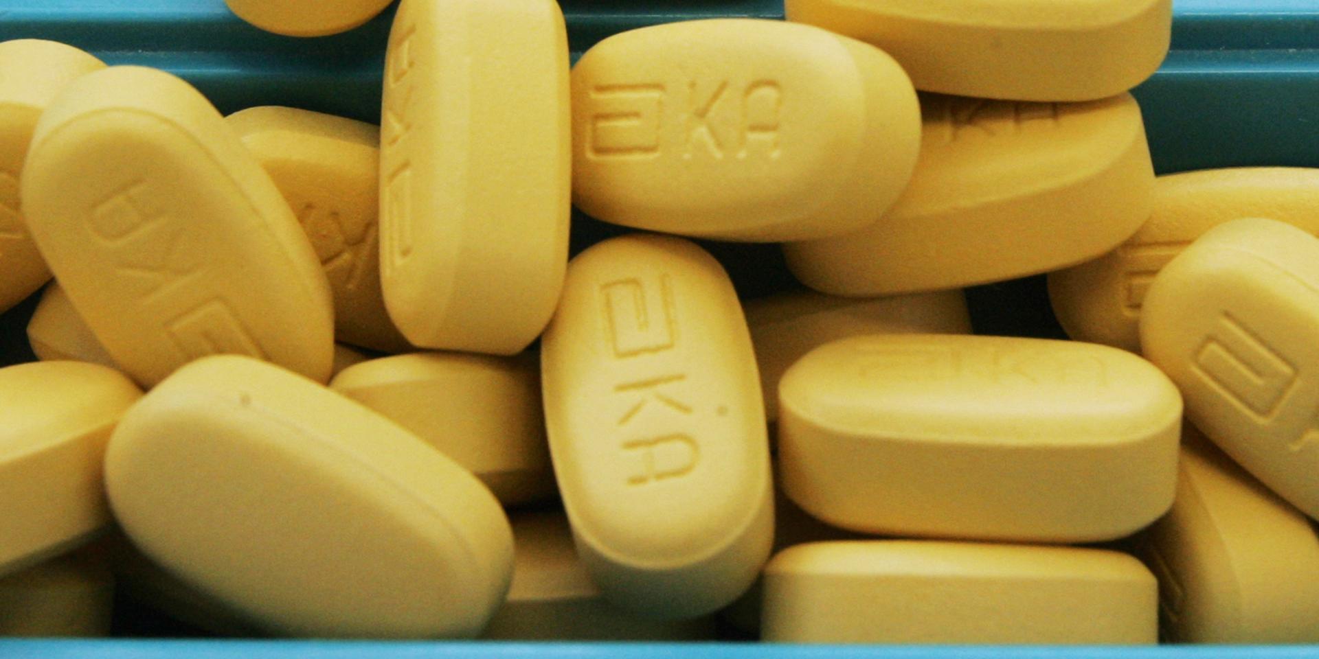 På bilden syns läkemedlet Kaletra i tablettform. Arkivbild.