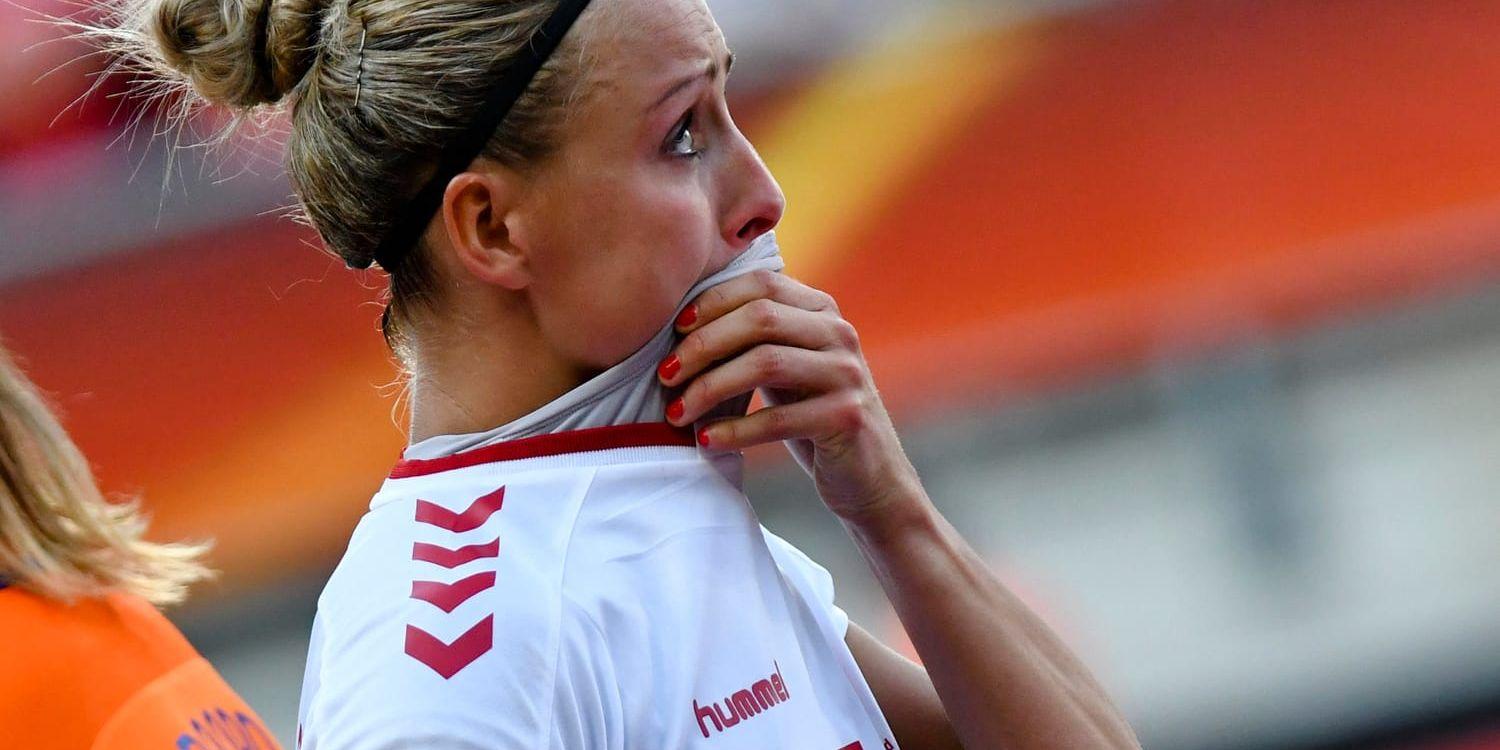Sanne Troelsgaard efter EM-finalförlusten mot Nederländerna. Nu är hon gladare, dels för storsegern i VM-kvalet (6–1 mot Ungern), dels för att ett landslagsavtal snart är på plats.