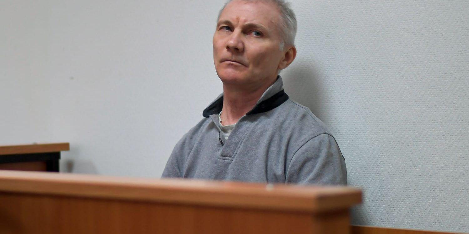 En rysk domstol dömde pappan Aleksej Moskaljov till två års straffarbete i tisdags. Bild från i måndags.
