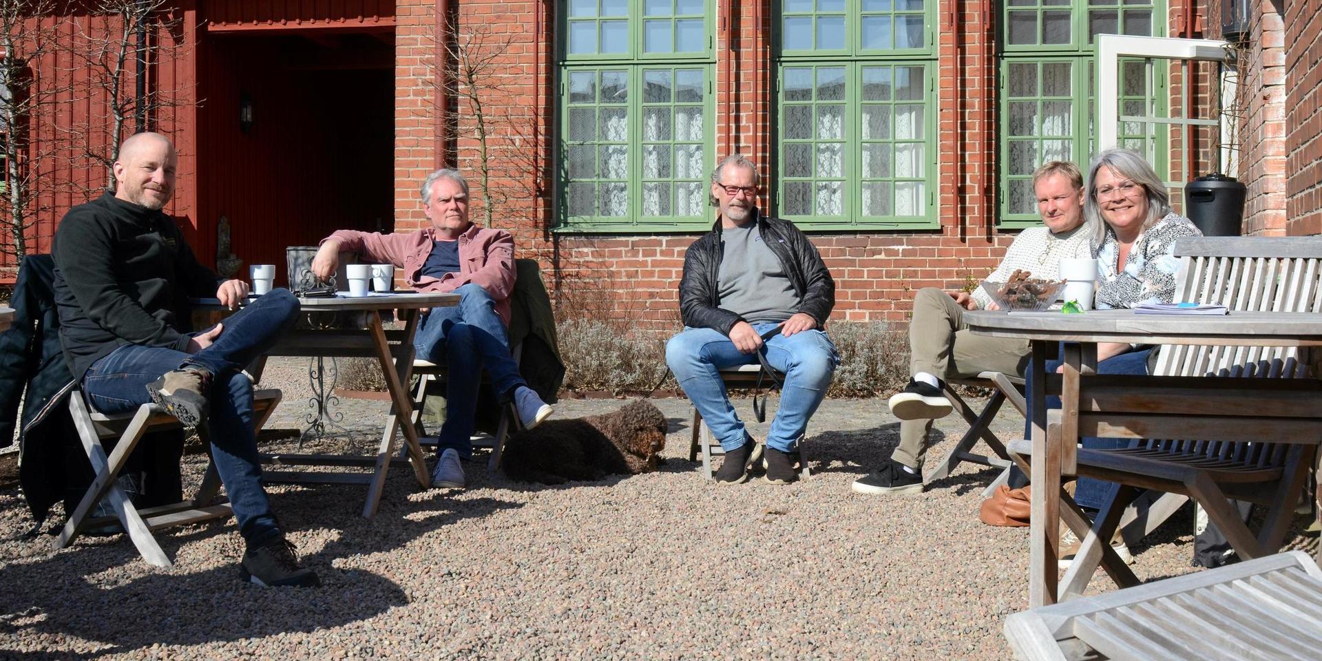 Personerna i projektgruppen från vänster: Niklas Larssson, Andreas Winter, Johan Strömberg, Stefan Alexandersson och Heléne Stålbom.
