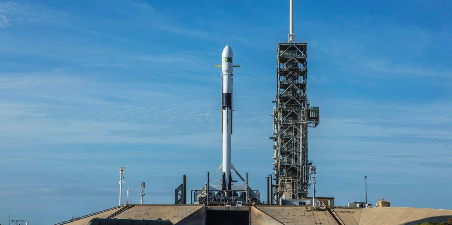 Falcon 9-raketen inför uppskjutningen på Kennedy Space Center i Florida.