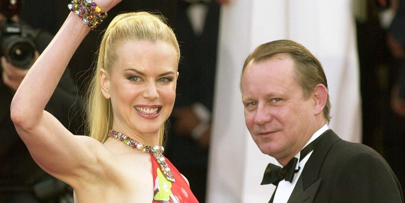 "Dogville" sätts upp på Folkteatern i Göteborg. Arkivbild från filmens premiär i Cannes 2003 med Nicole Kidman och Stellan Skarsgård.
