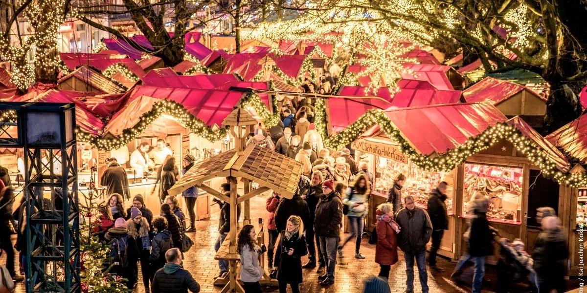 Julmarknaderna i Kiel – som den på Holstenplatz – lockar både lokalbor och turister med mat, dofter och stämning. 