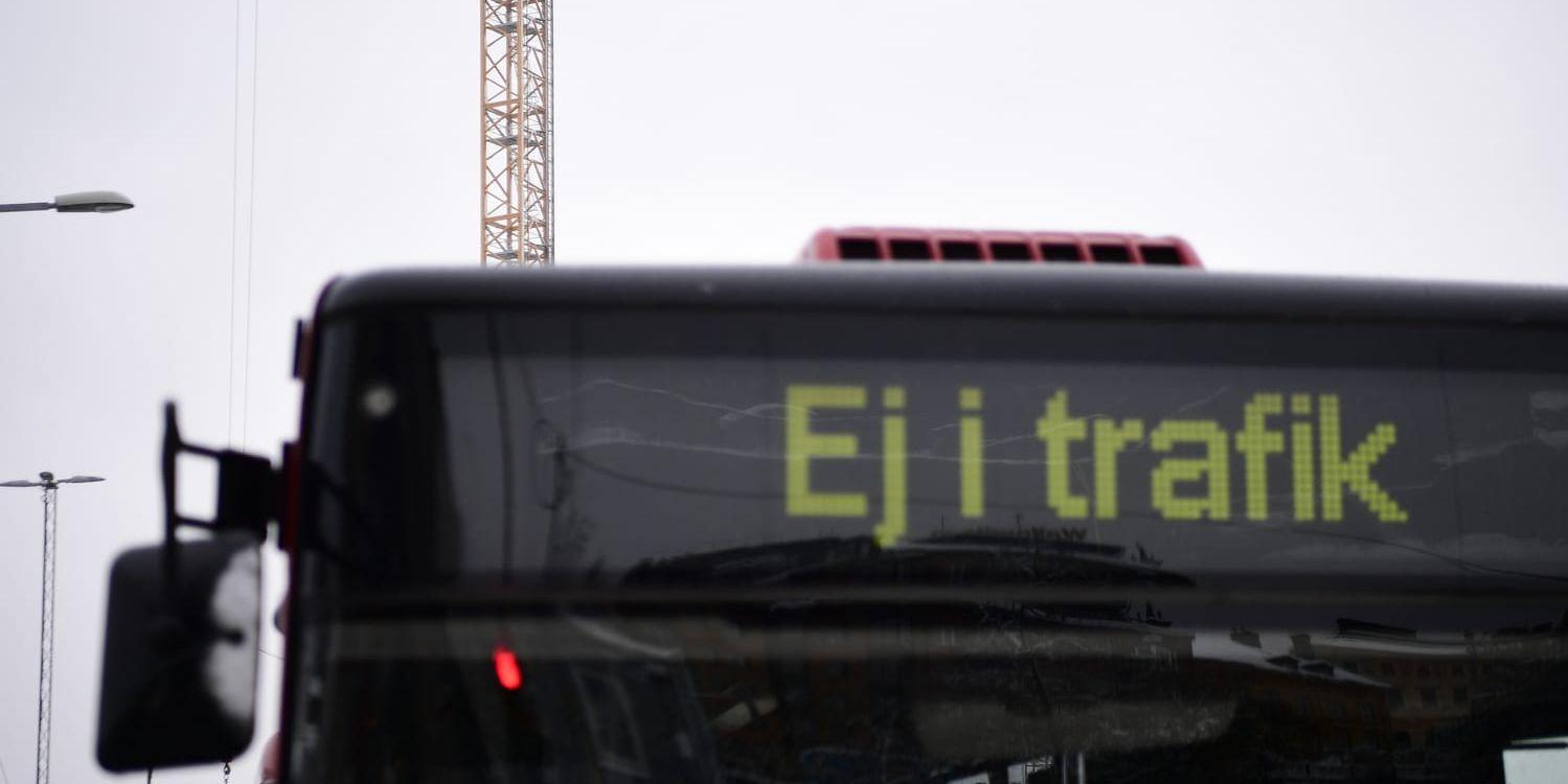 Bussar i Norrtälje har fått problem i kylan. Arkivbild.