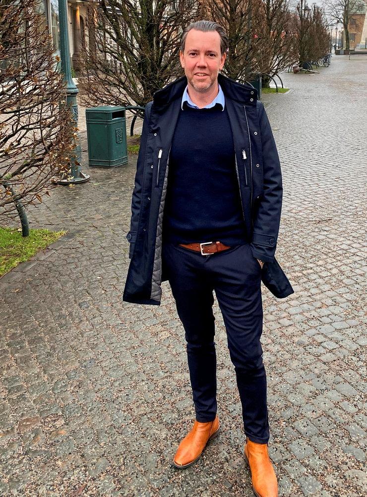 Mathias ”Bult” Larsson har jobbat som mäklare i flera år och driver Länsförsäkringars fastighetsbyrå i Varberg tillsammans med Niklas Knutsson.