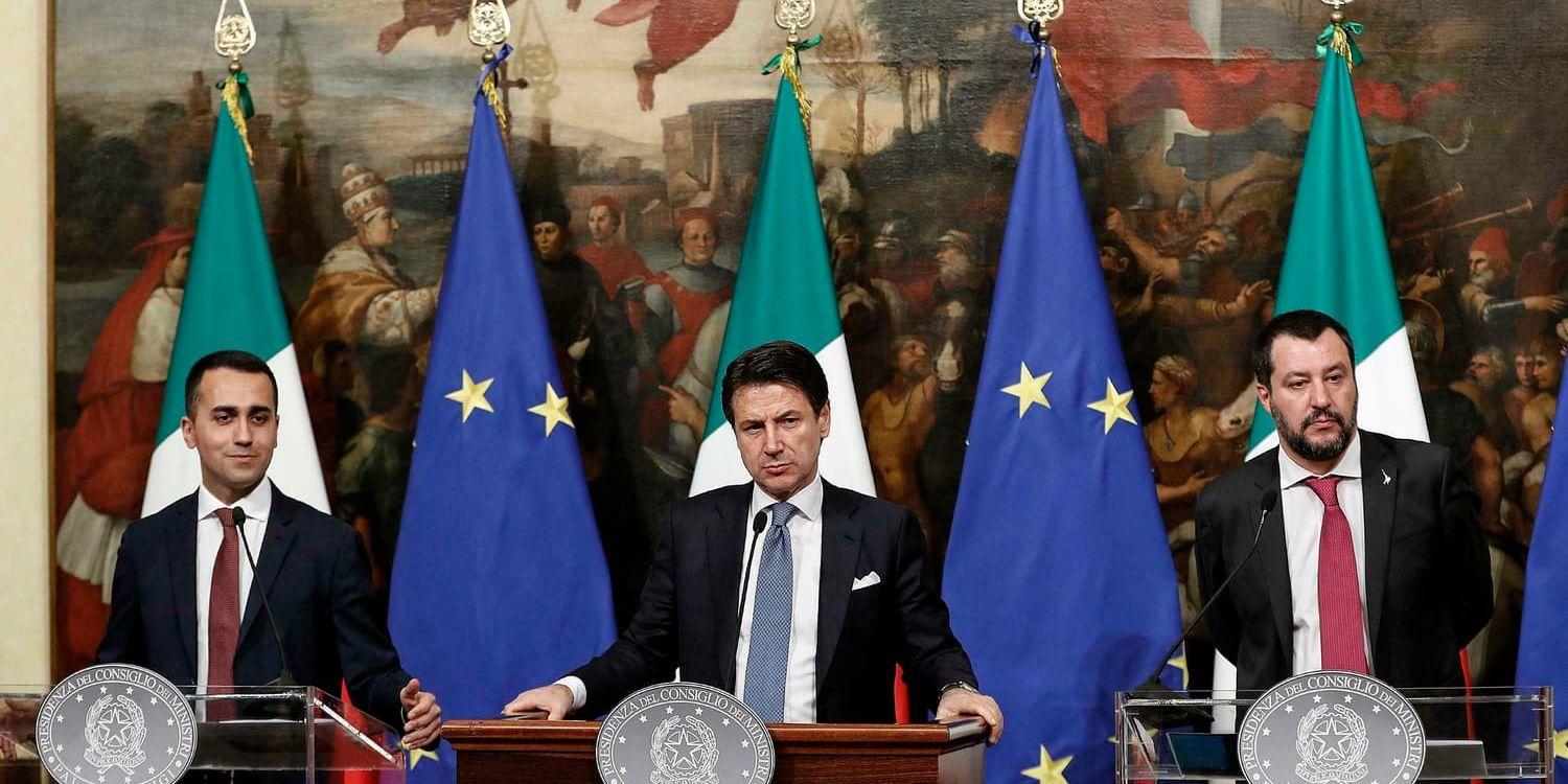 Luigi Di Maio (M5S), den partilöse premiärministern Giuseppe Conte och Matteo Salvini (Lega). Arkivbild.