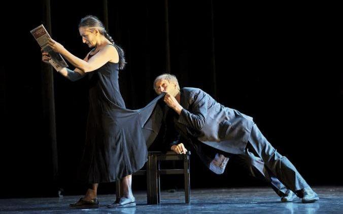 Memory, är en av två kortare koreografier av Mats Ek, som tillsammans med Cullbergsbalettens Ana Laguna i huvudrollen.