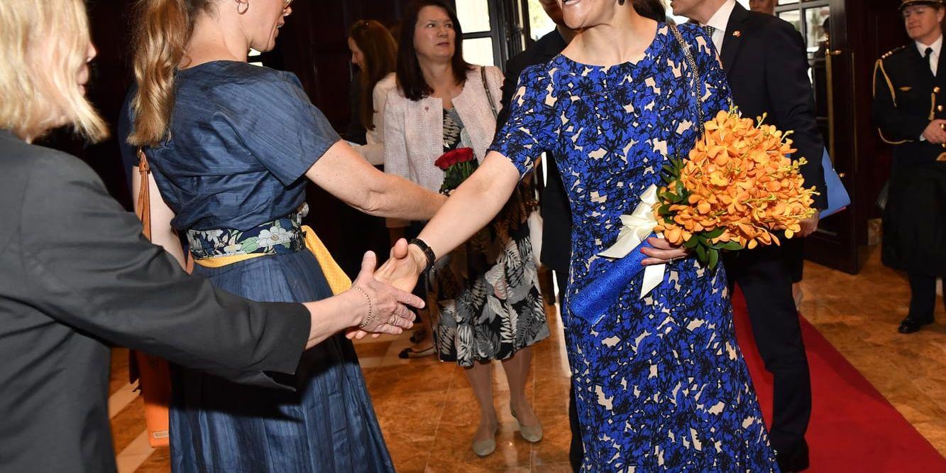 Kronprinsessparet besöker Vietnam tillsammans med representanter för svenskt näringsliv.