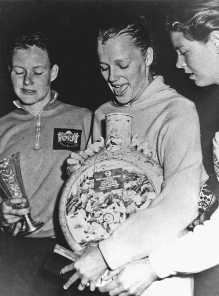 Prisutdelningen efter EM-guldet i Budapest 1958.