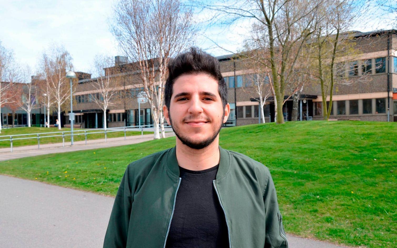 Tarek Shawi, 19, språklig förberedelse. – Jag är vegetarian så jag äter alltid den vegetariska maten. Den är inte så god som maten jag äter hemma, men den är helt okej.